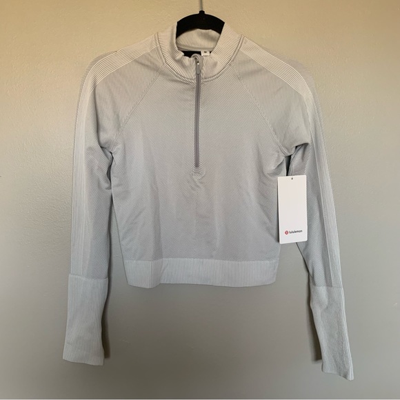 LULULEMON Rest Less Cropped 1/2 Zip - Picture 3 of 10